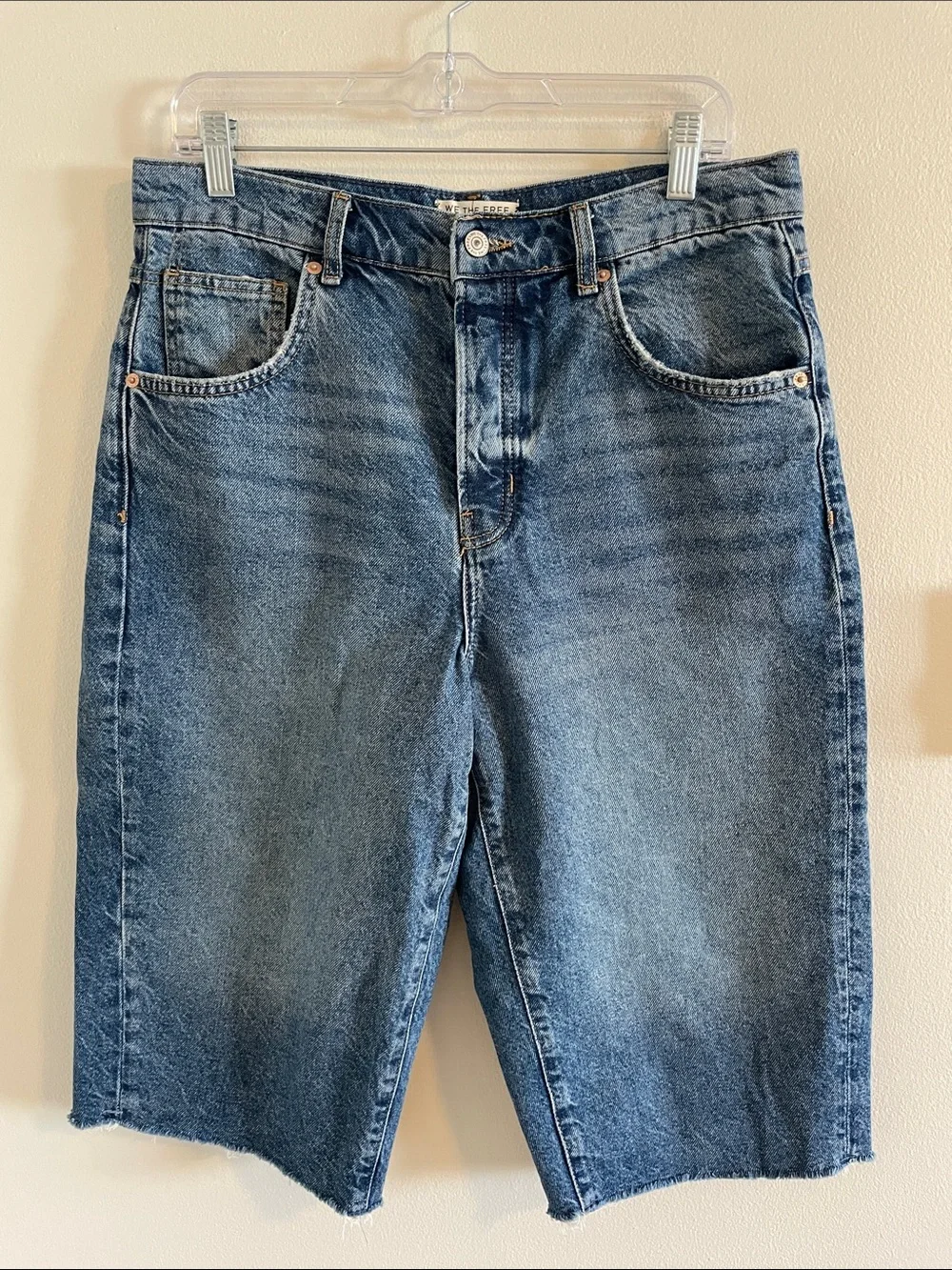 Free People We The Free Low Rise Relaxed Capri Women's 29 Long Jorts Bermuda